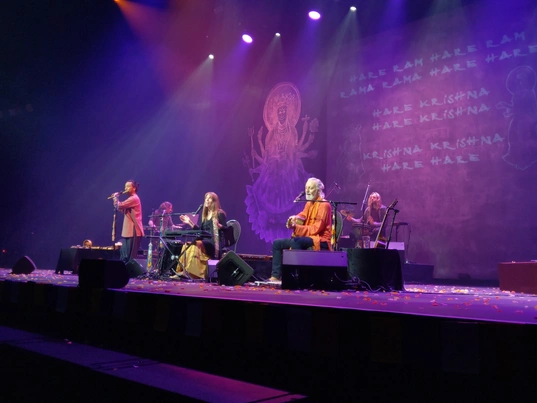 Deva Premal & Miten mit Manose in der Samsung Hall Zürich