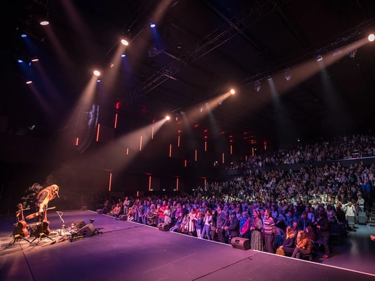 Estas Tonne at Samsung Hall